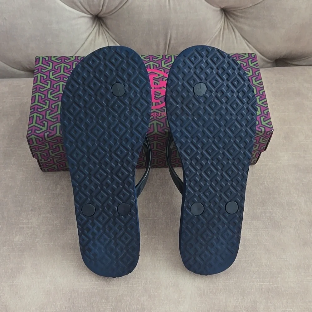 Tory Burch flip flop, navy/tea rose, size 5 - Picture 4 of 6